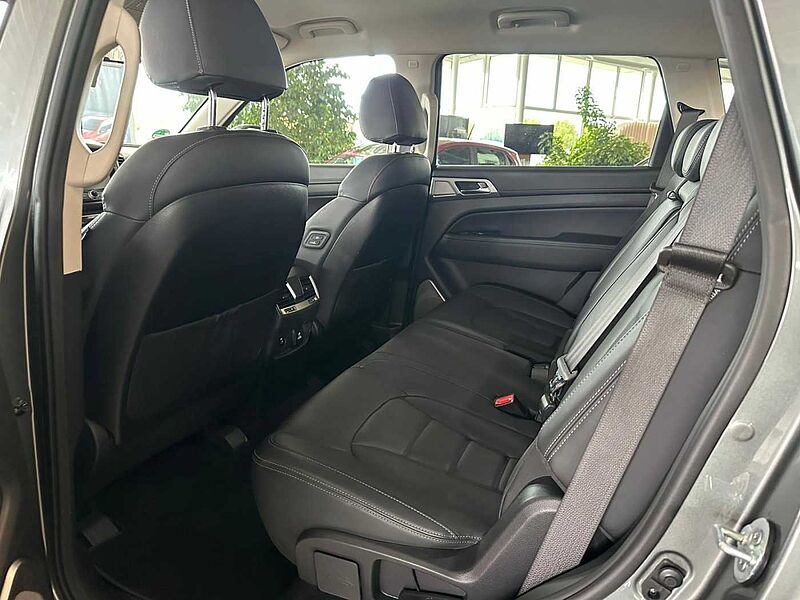 SsangYong Rexton Diesel 2.2 e-XDi  4WD AT Quartz AHK