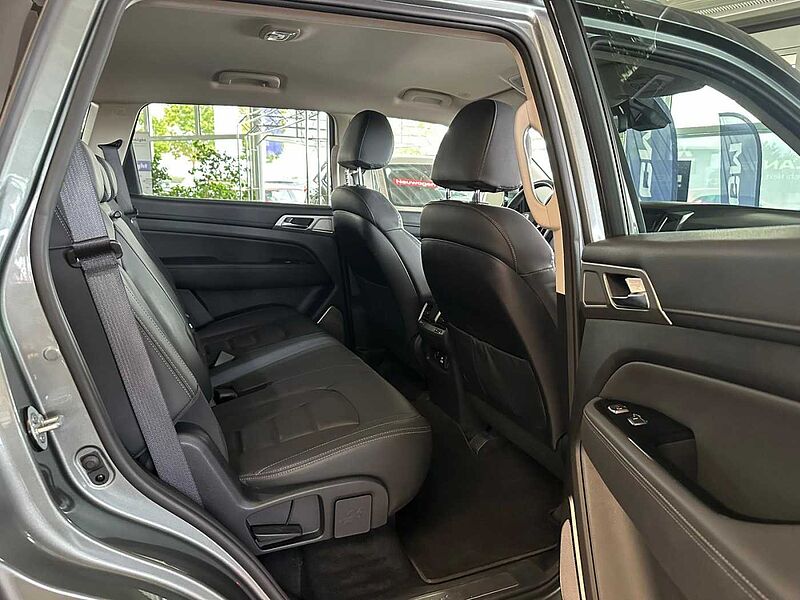 SsangYong Rexton Diesel 2.2 e-XDi  4WD AT Quartz AHK