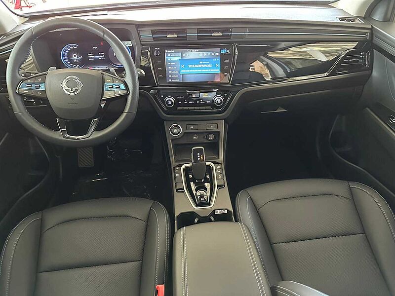 SsangYong e motion Korando  Titanium