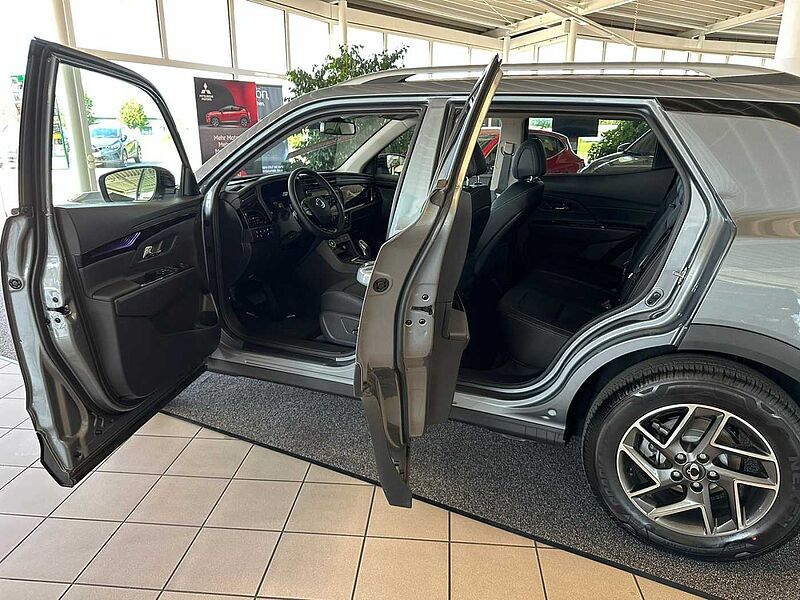 SsangYong e motion Korando  Titanium